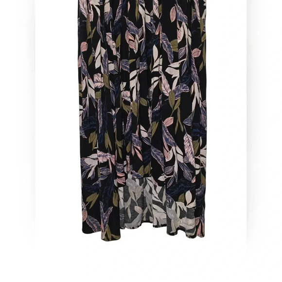 Torrid Black Palm Leaf High Neck Dress Tropical Days Sleeveless Keyhole Size 1 - Picture 3 of 6